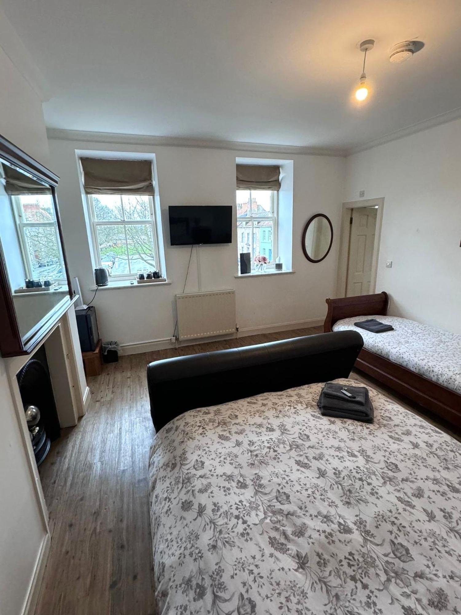 Parade School Guest Rooms Berwick Upon Tweed ภายนอก รูปภาพ